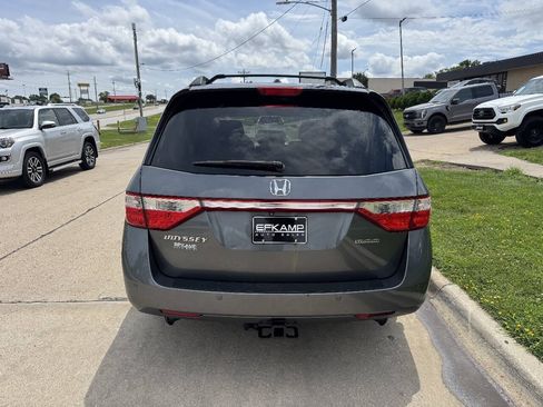 Used 2011 Honda Odyssey Touring image 4