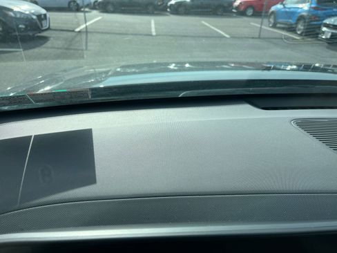 Used 2025 Hyundai Kona SEL image 34