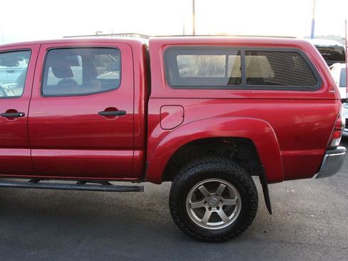 Used 2010 Toyota Tacoma 4x4 Double Cab image 5