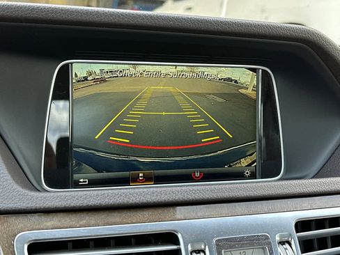 Used 2016 Mercedes-Benz E 350 Sedan image 21