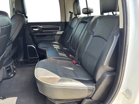Used 2024 RAM 2500 Laramie AWD/4WD image 29