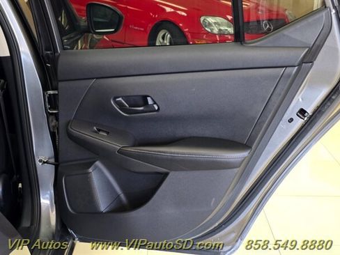 Used 2024 Nissan Sentra S FWD image 14