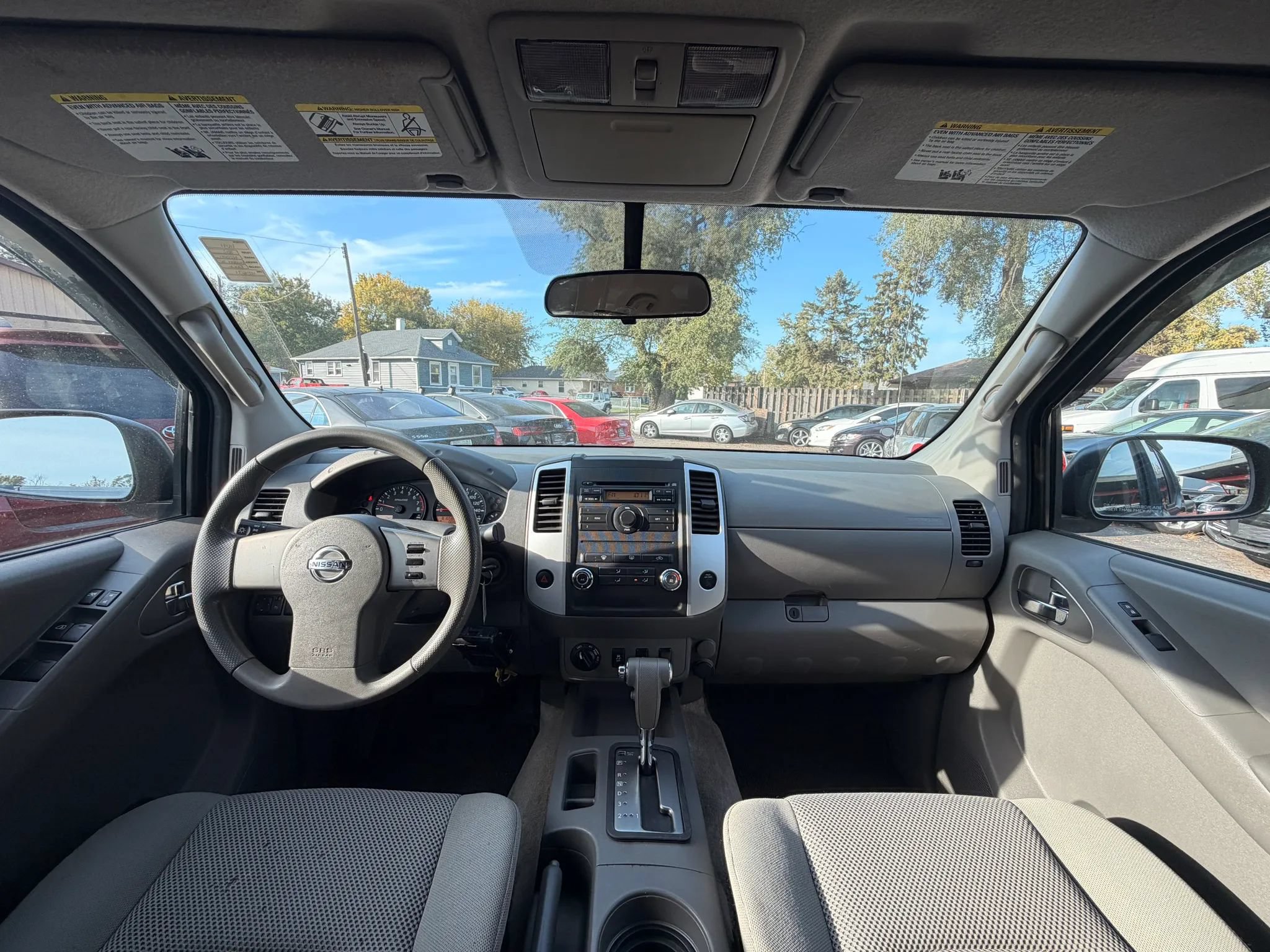 Used 2012 Nissan Frontier SV AWD/4WD image 2