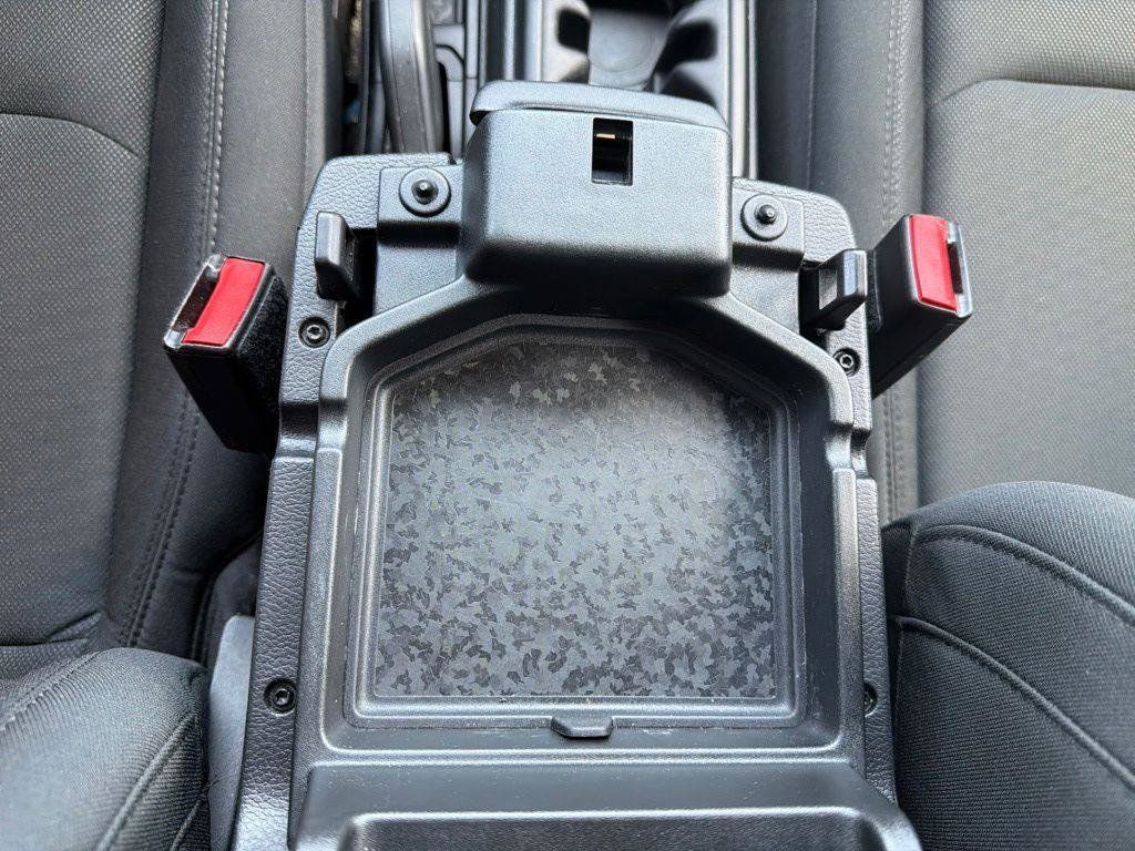 Used 2023 Jeep Wrangler Sport AWD/4WD image 30