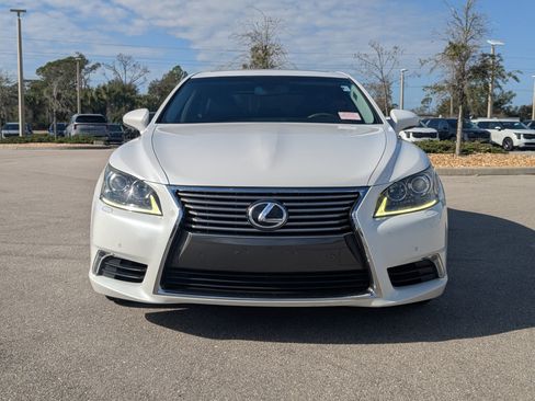 Used 2014 Lexus LS 460 AWD w/ Comfort Package image 3