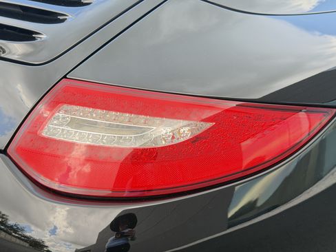 Used 2009 Porsche 911 Carrera RWD image 13