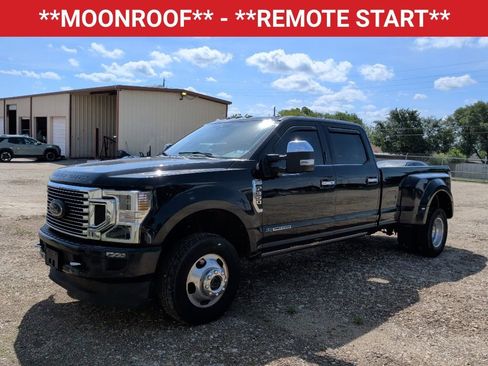 Used 2021 Ford F350 Platinum AWD/4WD image 3