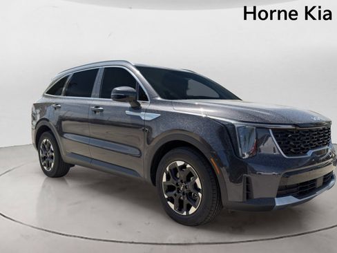 New 2026 Kia Sorento S w/ S Panoramic Sunroof Package FWD image 2