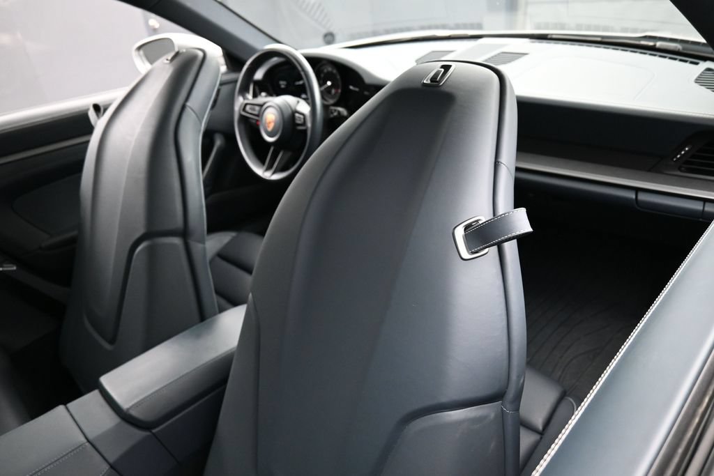 Certified 2020 Porsche 911 Carrera RWD image 23
