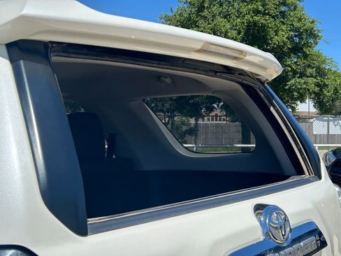 Used 2019 Toyota 4Runner Limited AWD/4WD image 17
