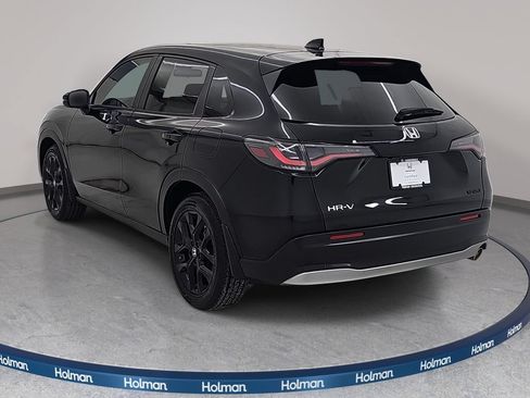 Used 2023 Honda HR-V Sport image 8