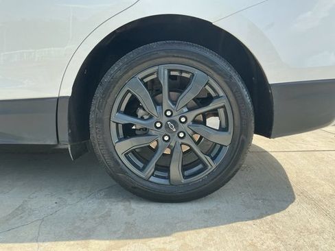 Used 2023 Chevrolet Equinox RS w/ RS Leather Package FWD image 30