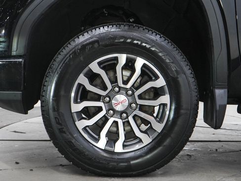 Used 2023 GMC Sierra 1500 AT4 w/ AT4 Premium Package AWD/4WD image 31