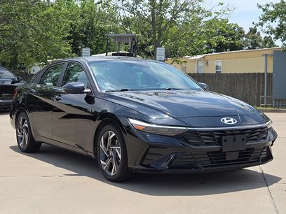 Used 2024 Hyundai Elantra Limited