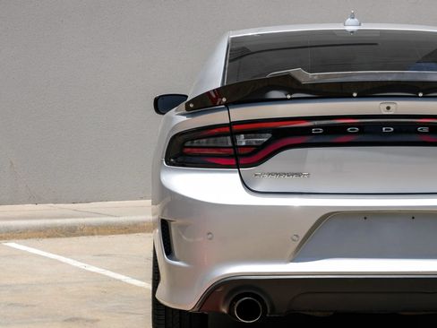 Used 2021 Dodge Charger R/T RWD image 39