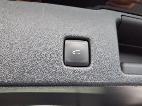 Used 2024 Ford Escape ST-Line w/ Tech Pack #1 AWD/4WD image 28