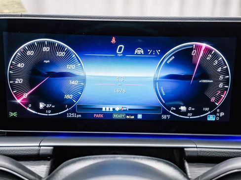 Used 2026 Mercedes-Benz GLE 450e 4MATIC image 23