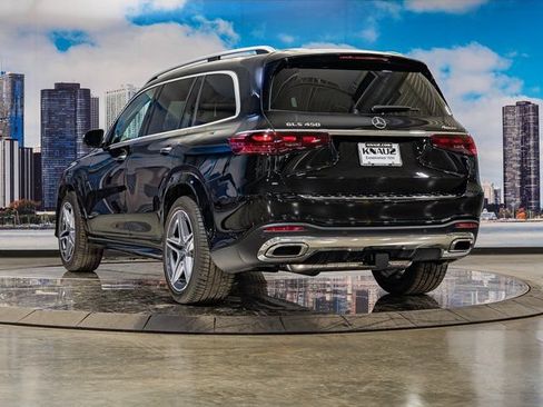 Used 2026 Mercedes-Benz GLS 450 4MATIC image 9