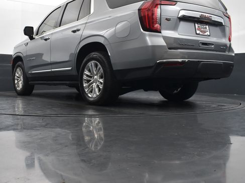 Used 2024 GMC Yukon SLT image 38