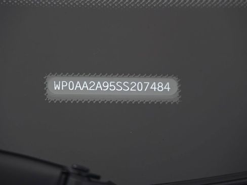 Used 2025 Porsche 911 Carrera image 35