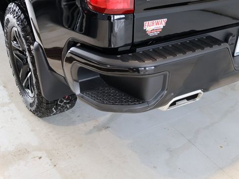 Used 2024 Chevrolet Silverado 1500 LT Trail Boss w/ Convenience Package II image 30