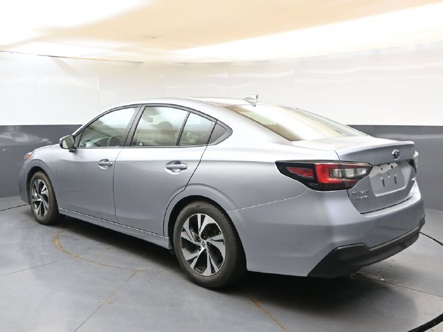 Used 2025 Subaru Legacy Premium AWD/4WD image 3