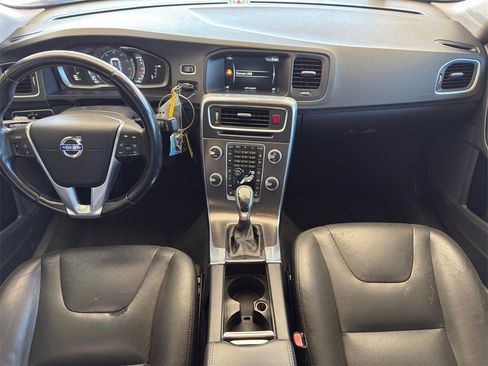 Used 2015 Volvo S60 T5 Premier image 25