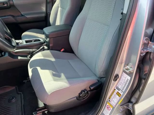 Used 2019 Toyota Tacoma SR w/ SR Convenience Package AWD/4WD image 28