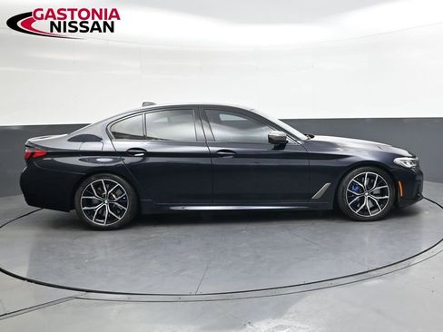 Used 2023 BMW M550i xDrive w/ Dynamic Handling Package image 2