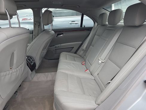 Used 2010 Mercedes-Benz S 550 image 11