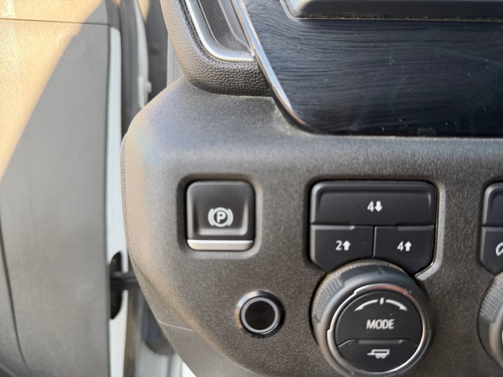 Used 2024 Chevrolet Silverado 2500 LT w/ All Star Edition AWD/4WD image 37