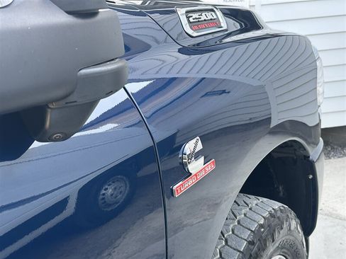 Used 2024 RAM 2500 Laramie w/ Towing Technology Group AWD/4WD image 37