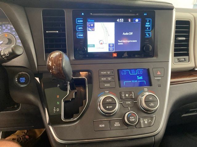 Used 2017 Toyota Sienna Limited Premium AWD/4WD image 24