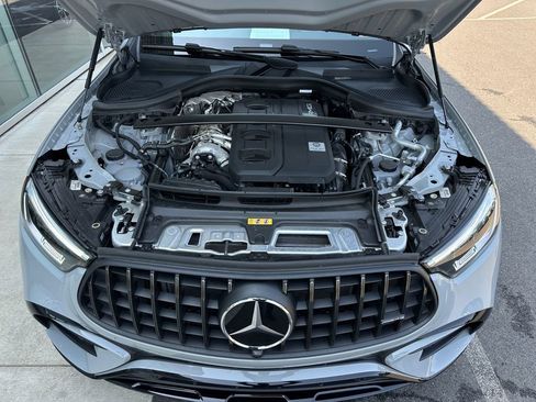 Used 2025 Mercedes-Benz GLC 43 AMG 4MATIC image 31