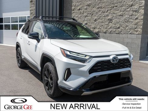 Used 2024 Toyota RAV4 XSE w/ Advanced Technology Package AWD/4WD image 1