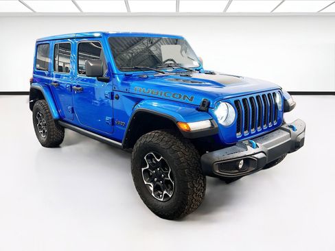 Used 2022 Jeep Wrangler Unlimited Rubicon 4xe w/ Cold Weather Group AWD/4WD image 3