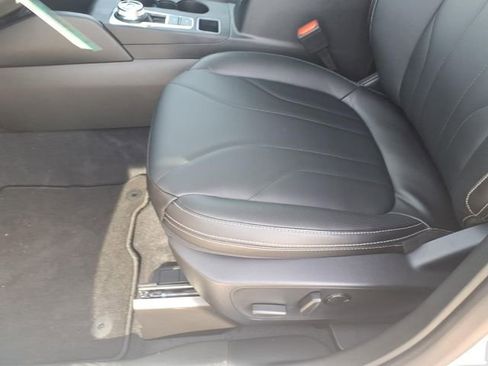 New 2026 Ford Escape SE w/ PHEV Premium Package image 15