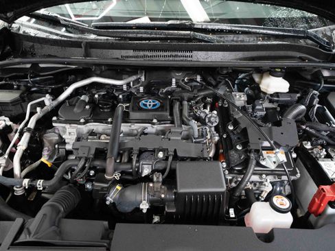 Used 2023 Toyota Corolla LE image 30