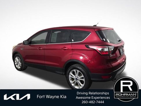 Used 2017 Ford Escape SE FWD image 10