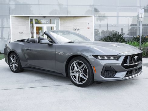Used 2024 Ford Mustang GT Premium RWD image 5