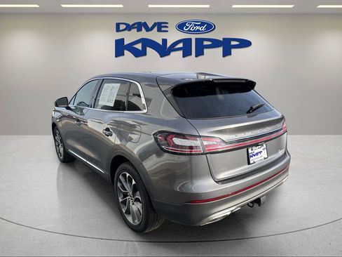 Used 2022 Lincoln Nautilus Reserve image 6