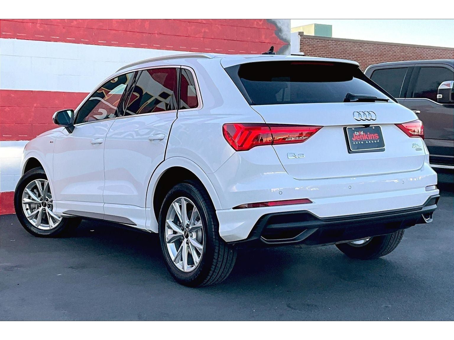 Used 2025 Audi Q3 2.0T Premium AWD/4WD image 13