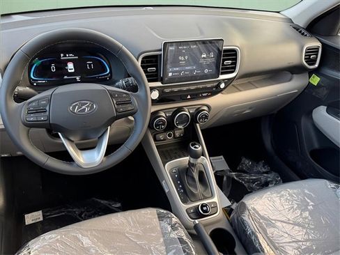 New 2026 Hyundai Venue SEL image 8