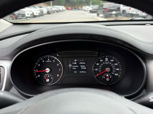 Used 2018 Kia Sorento FWD image 15