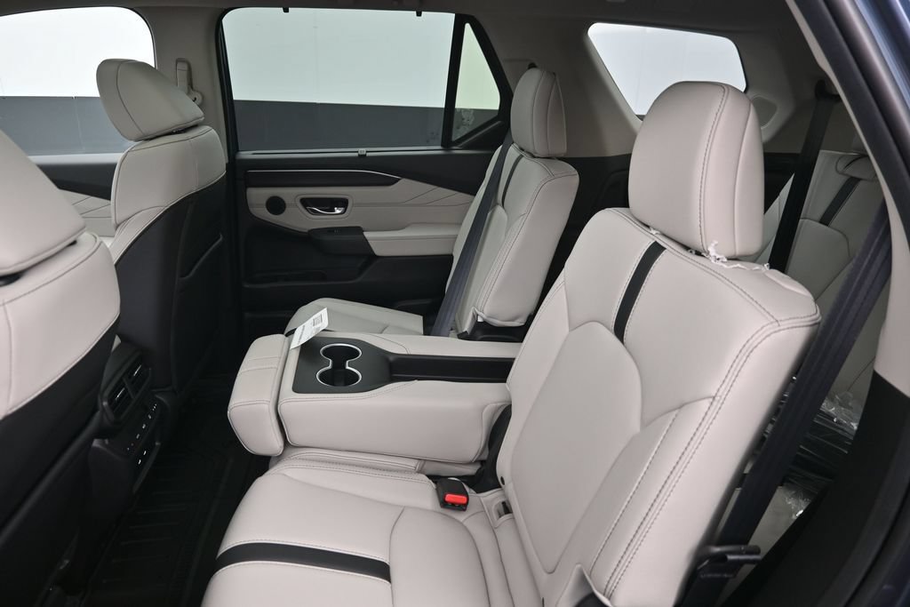 New 2026 Honda Pilot Touring image 25