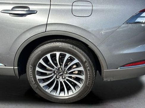 Used 2023 Lincoln Aviator Reserve w/ Equipment Group 201A image 34