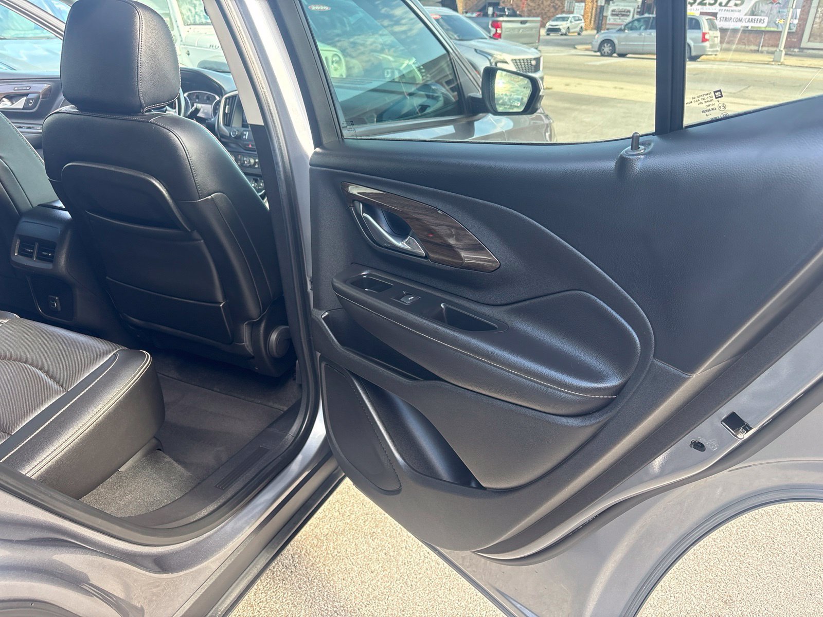 Used 2019 GMC Terrain Denali w/ Driver Alert Package II FWD image 16