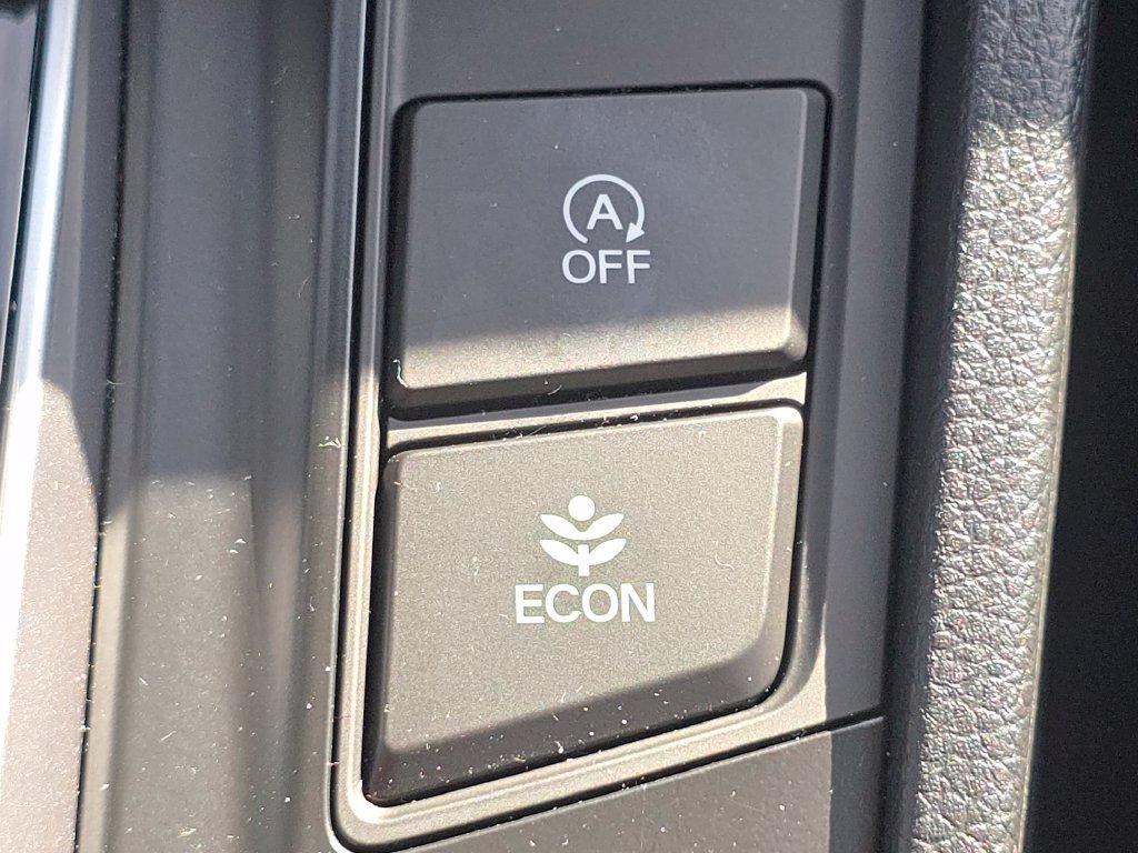 Used 2022 Honda CR-V Touring image 32