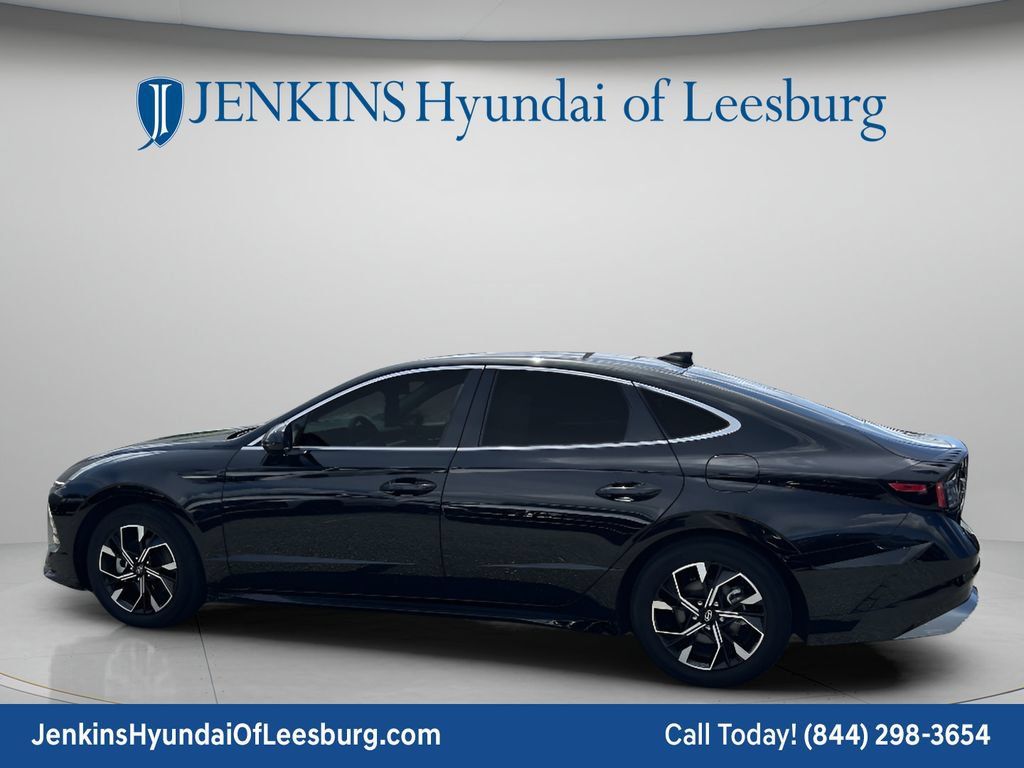 Certified 2024 Hyundai Sonata SEL FWD image 8