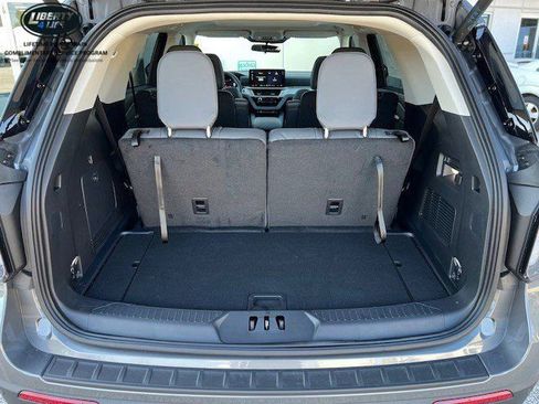 New 2026 Ford Explorer Active w/ Active Comfort Package image 38